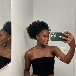 Meet your Posher, Nina